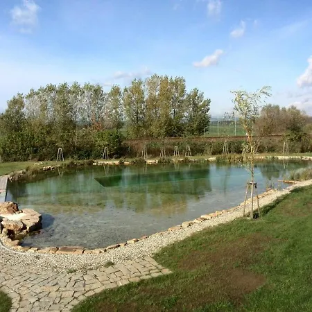 Ferienpark Slovacky Dvur S.r.o. Ostrožská Nová Ves