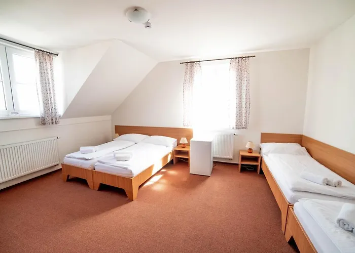 Holiday park Slovacky Dvur S.r.o. Ostrozska Nova Ves